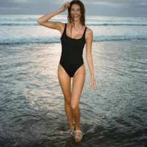 NWT VUORI Encinitas High Cut One-Piece Swimsuit